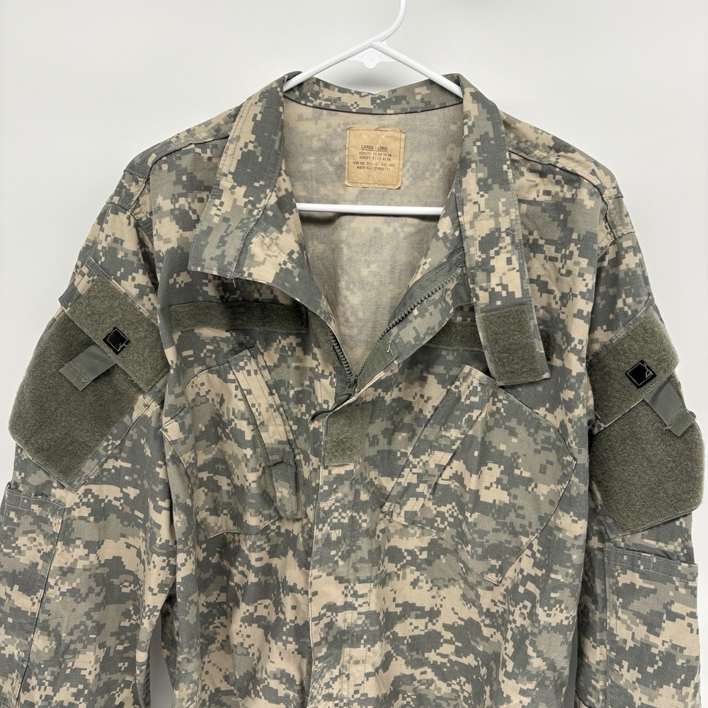 U.S. Army‎ Digital Camo Military Combat Jacket  Uniform Top UCP Men Large Long